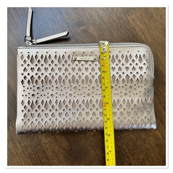 STELLA & DOT Perforated Golden Bronze Double Clutch - Picture 8 of 11